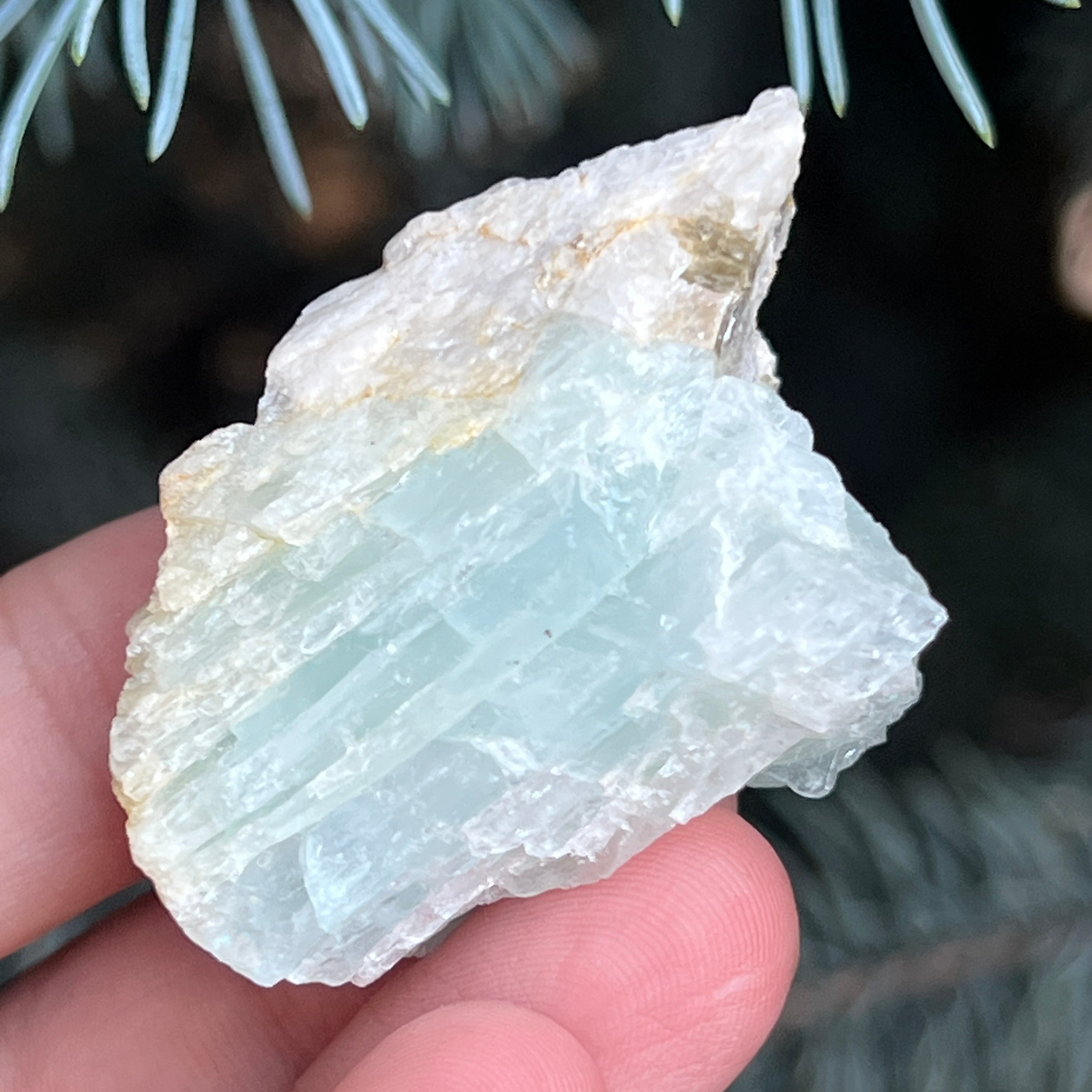 Acvamarin Pakistan piatra bruta model pk8
