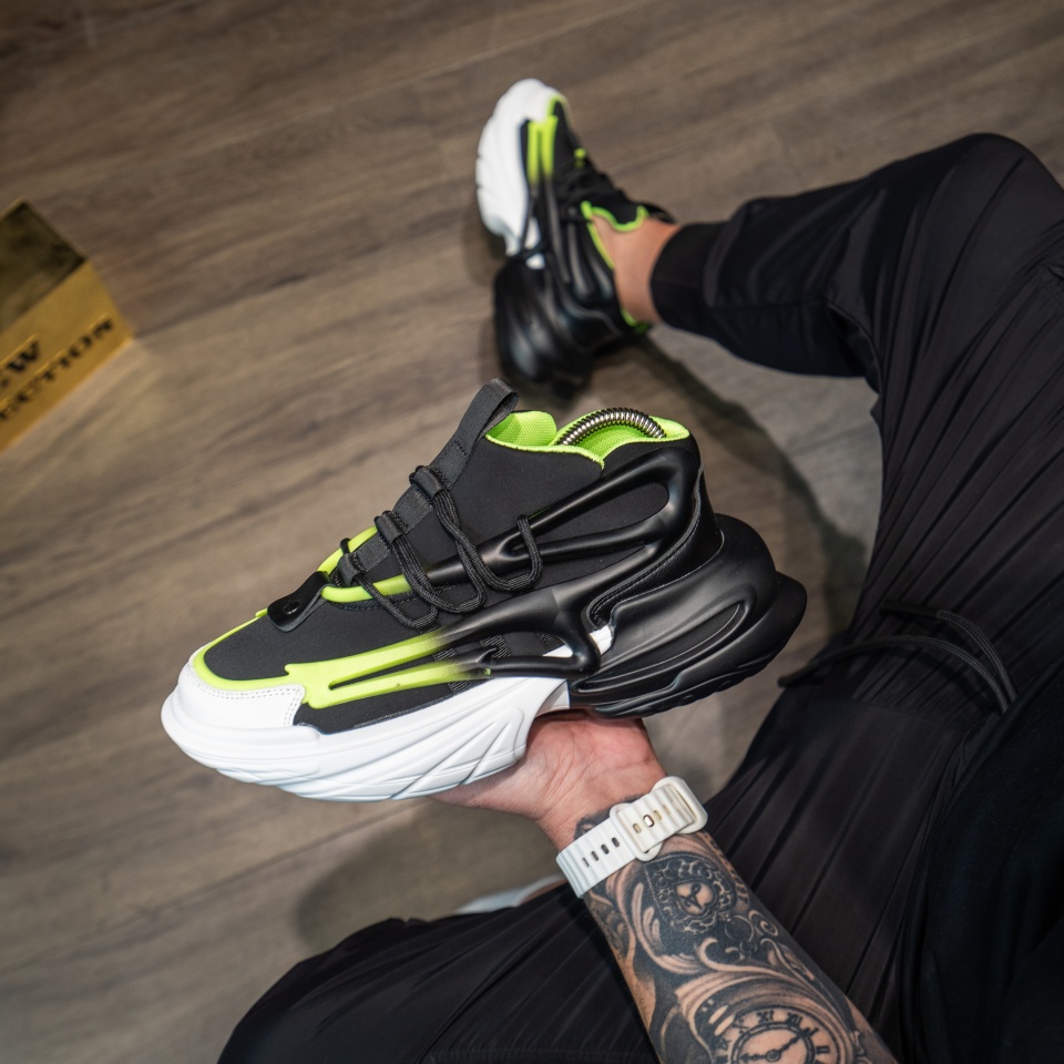 ADIDASI BARBATI SNEAKERS BLACK-GREEN ABBM7(063) (MĂRIME: 42)