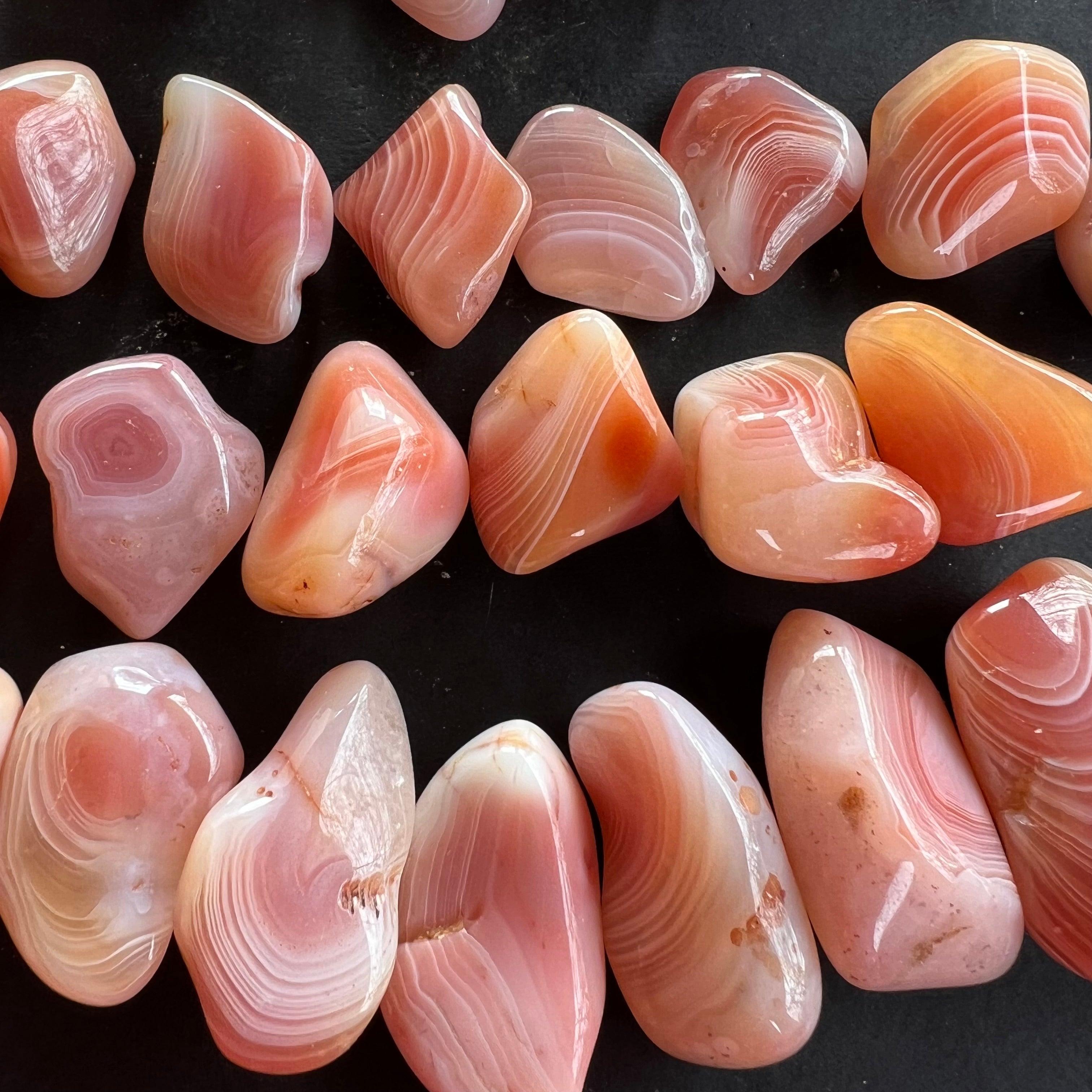Agat apricot, agat piersica, agat de botswana piatra rulata AAA