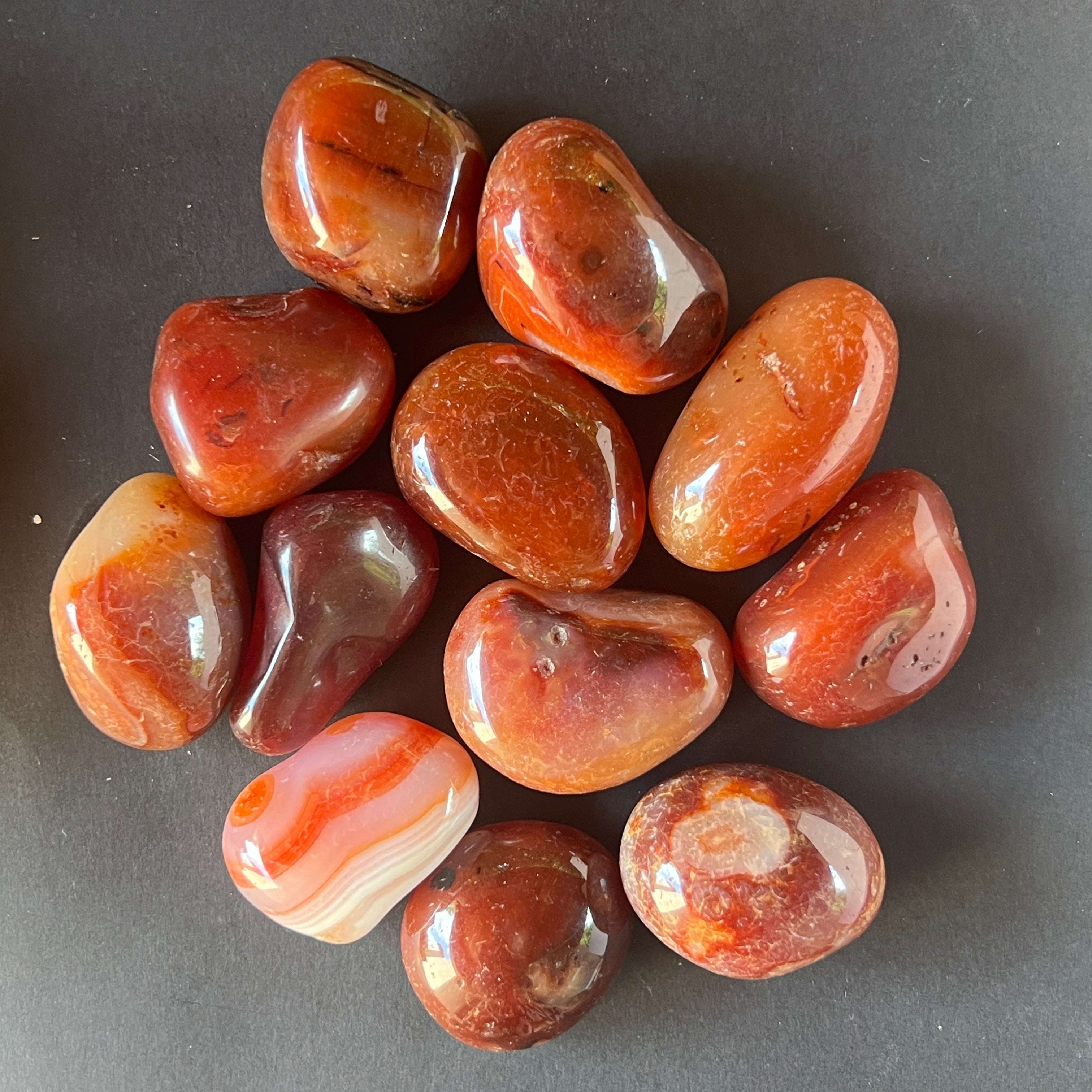 Agat rosu piatra rulata L