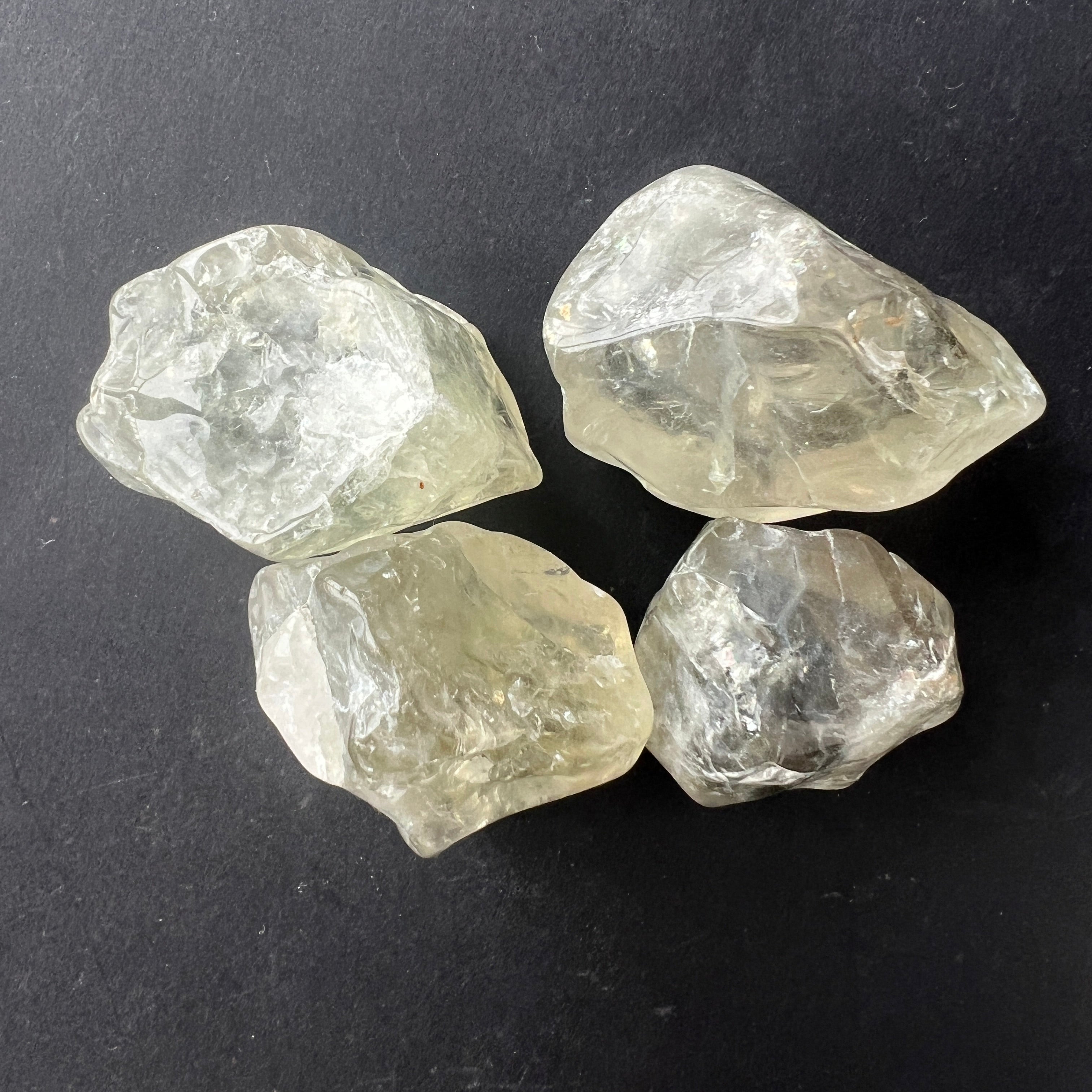 Ametist verde (prasiolit) rulat