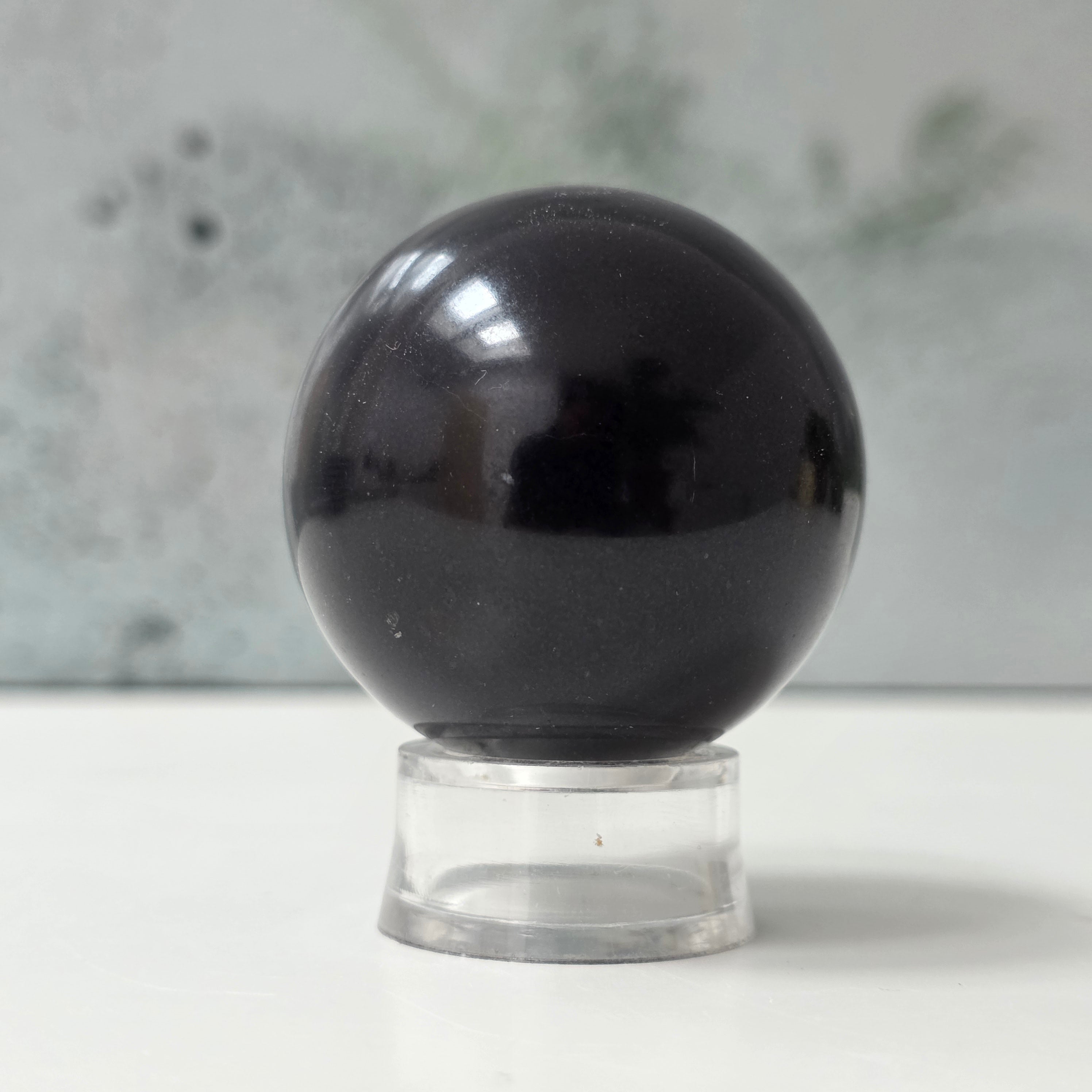 Bazalt sfera 4.5 cm lava stone