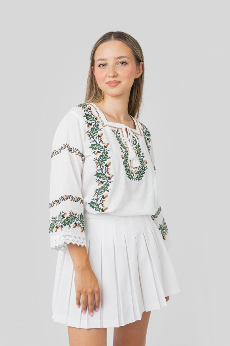 Bluza alba cu motiv floral verde Vera