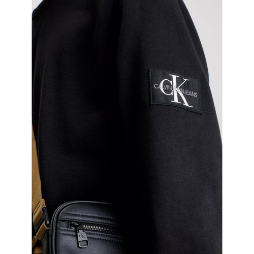 Bluza barbati Calvin Klein Monogram Sleeve Badge Crew J30J314035BAE - poza 5