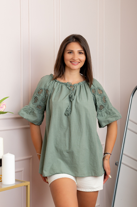 Bluza dama din bumbac Myra cu perforatii florale - Kaki
