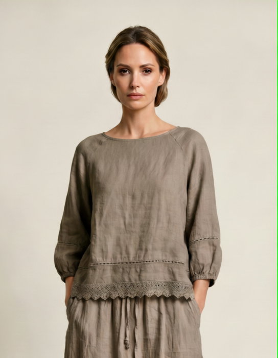 Bluza din in cu dantela, croi lejer, stil natural elegant, bej inchis