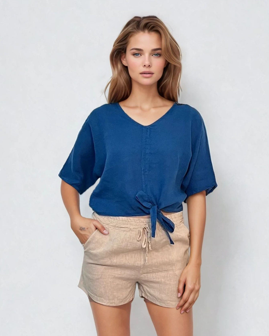 Bluza din in lejeră cu legătură și decolteu în V albastru albastru - Unica S-L