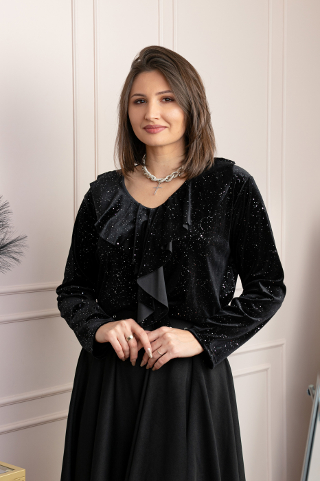 Bluza eleganta din catifea Cynthia cu volan si sclipici discret - Negru