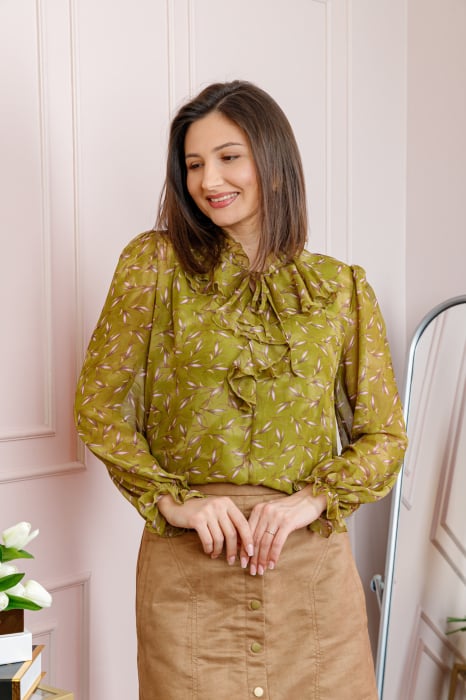 Bluza eleganta verde olive Lucienne cu imprimeu lila si jabou