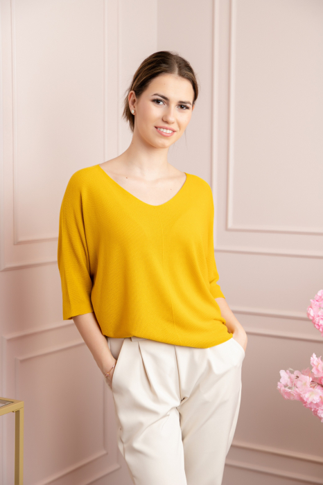 Bluza galben mustar cu maneci liliac