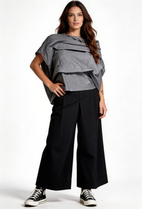 Bluza gri asimetrica statement cu volum arhitectural , Design modern