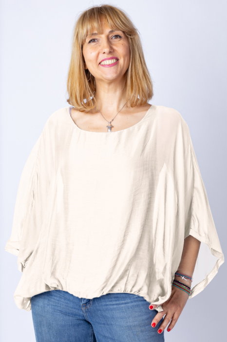 Bluza ivory din matase si vascoza cu maneca fluture