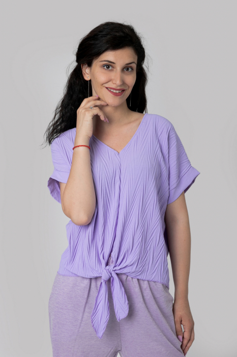 Bluza lila casual cu aspect texturat si nod in talie