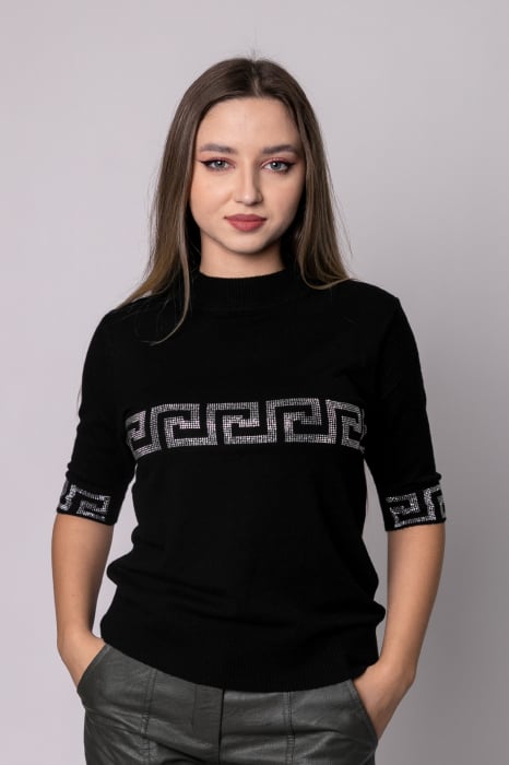Bluza neagra tricotata cu maneca scurta