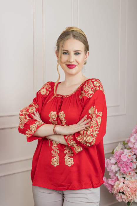 Bluza rosie cu motiv floral auriu Iasmina 02