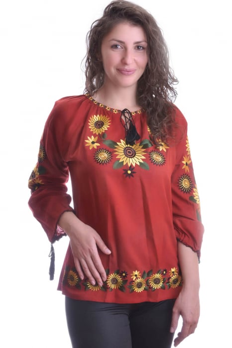 Bluza rosie cu motiv floral galben Catrinel 07