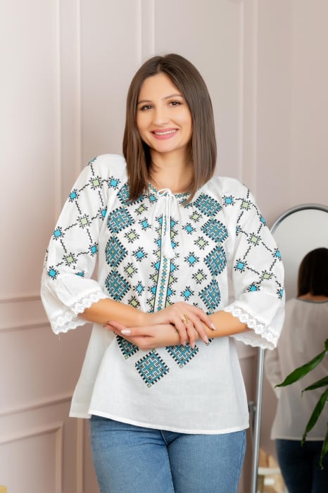 Bluza tip ie alba cu motiv geometric bleu Damiana
