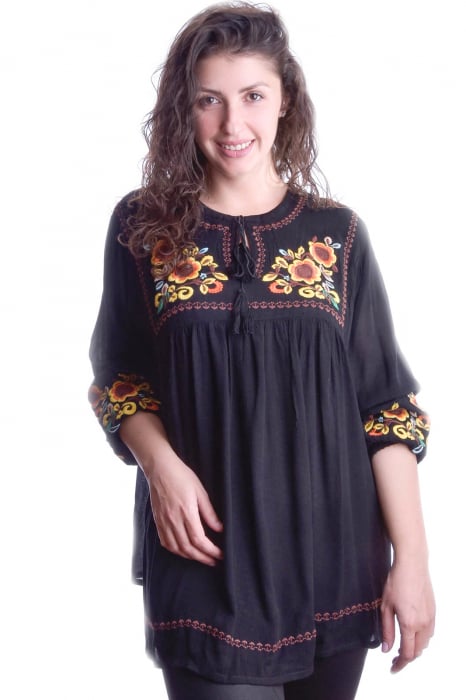 Bluza traditionala neagra cu motiv floral multicolor Ingrid 01