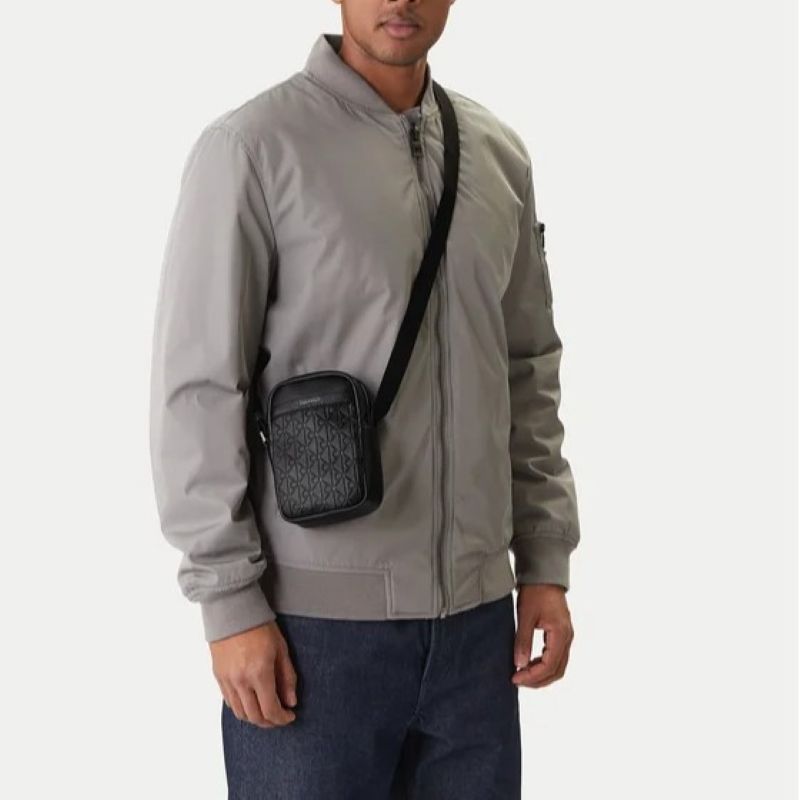 Borseta Calvin Klein EMBLEM AOP EMBOSS SLIM REPORTER - poza 3