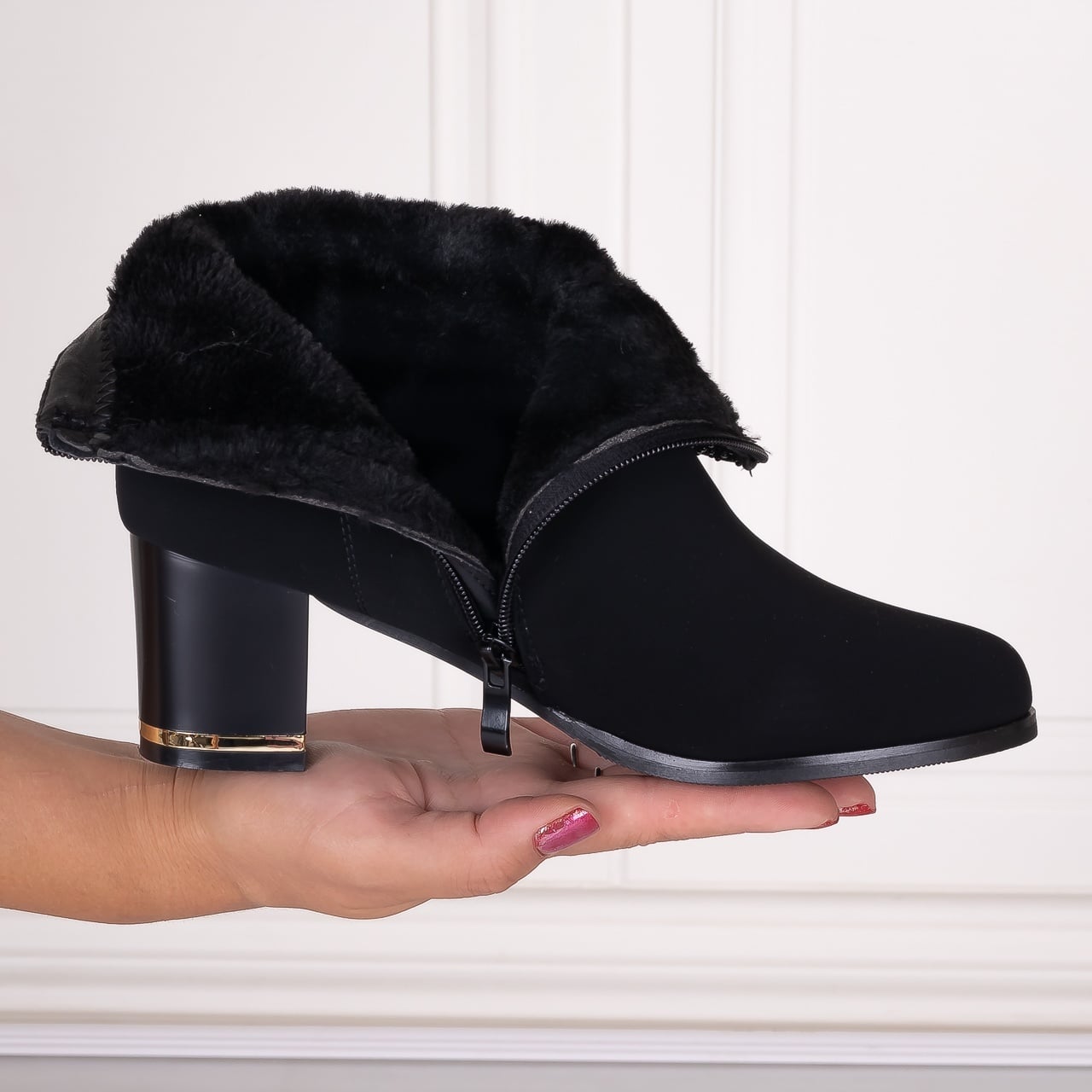 Botine Dama Imblanite cu toc Negre din Piele Ecologica Intoarsa Meldora - poza 2