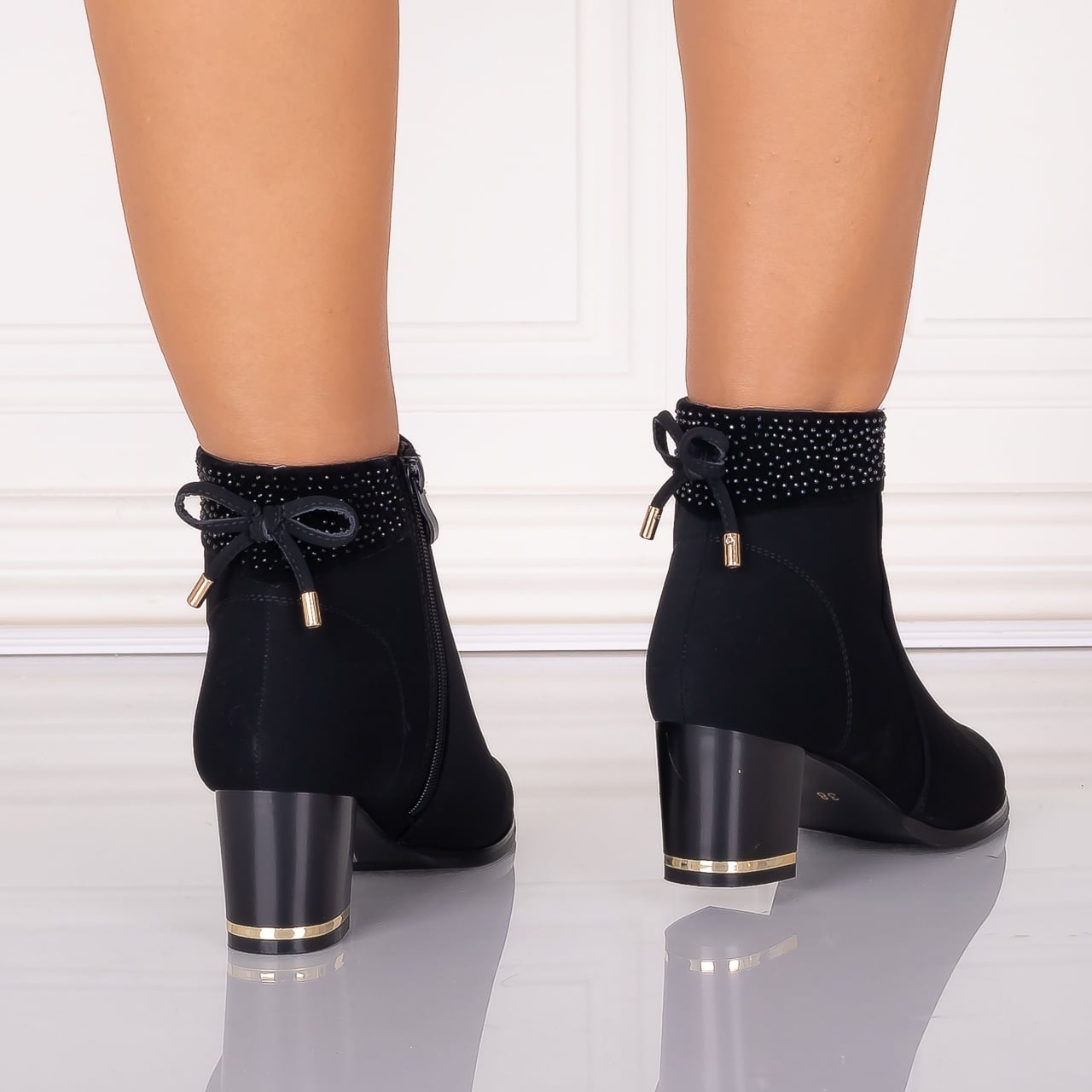 Botine Dama Imblanite cu toc Negre din Piele Ecologica Intoarsa Meldora - poza 5