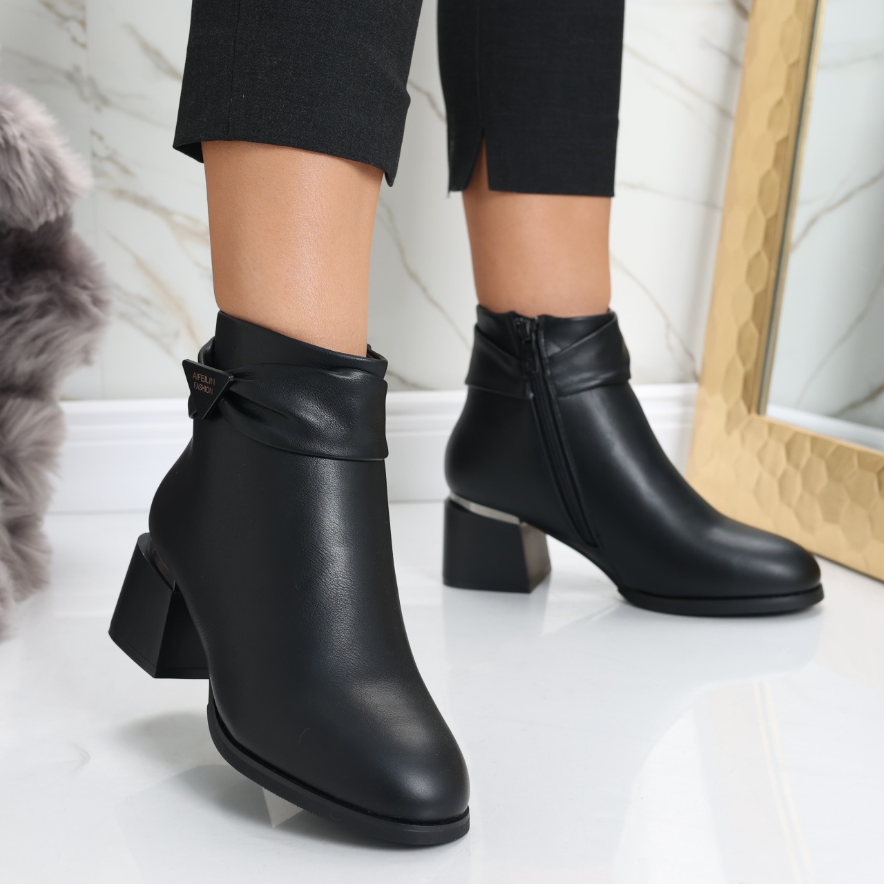 Botine Dama Imblanite Negre din Piele Ecologica Avinca - poza 2