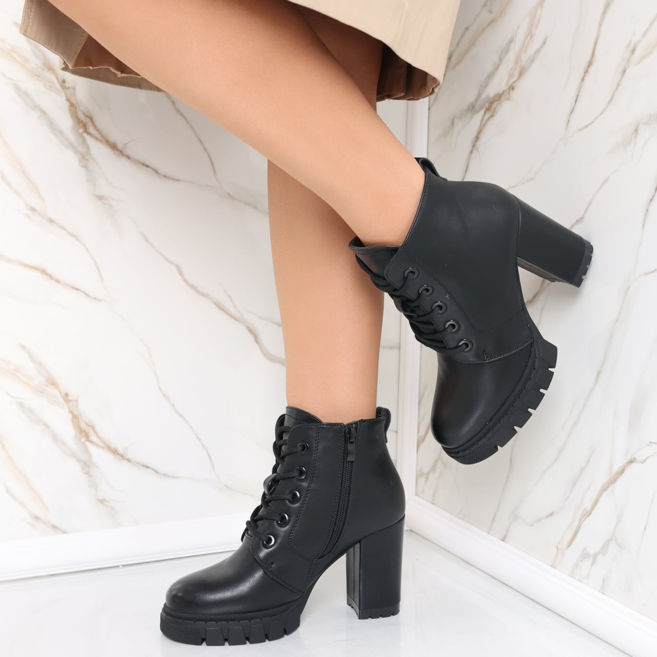 Botine Dama Imblanite Negre din Piele Ecologica Ayova - poza 2