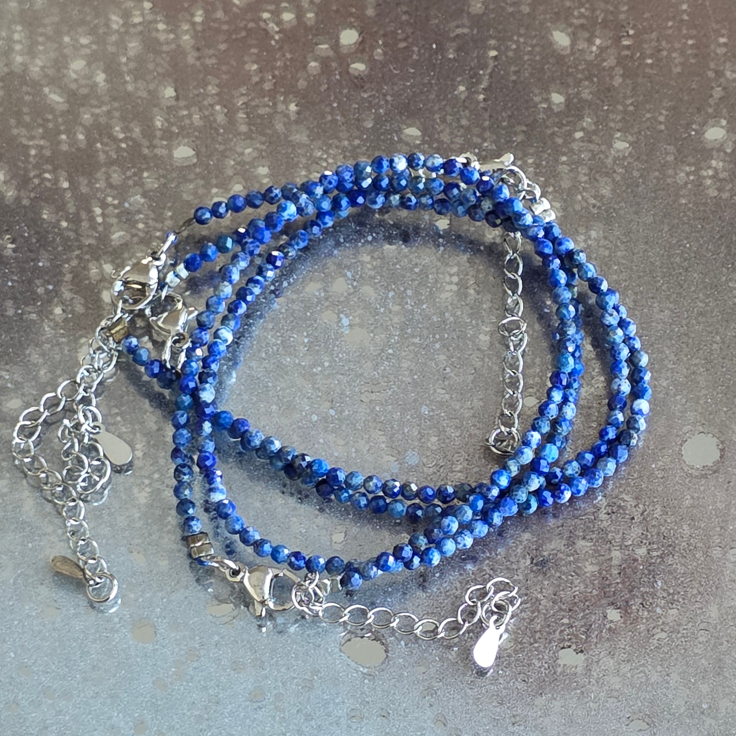 Bratara 2 mm lapis lazuli reglabila