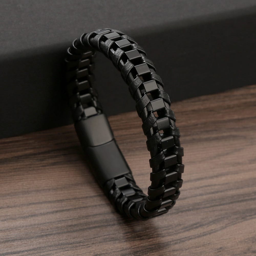 Bratara barbati din piele naturala negru Chain