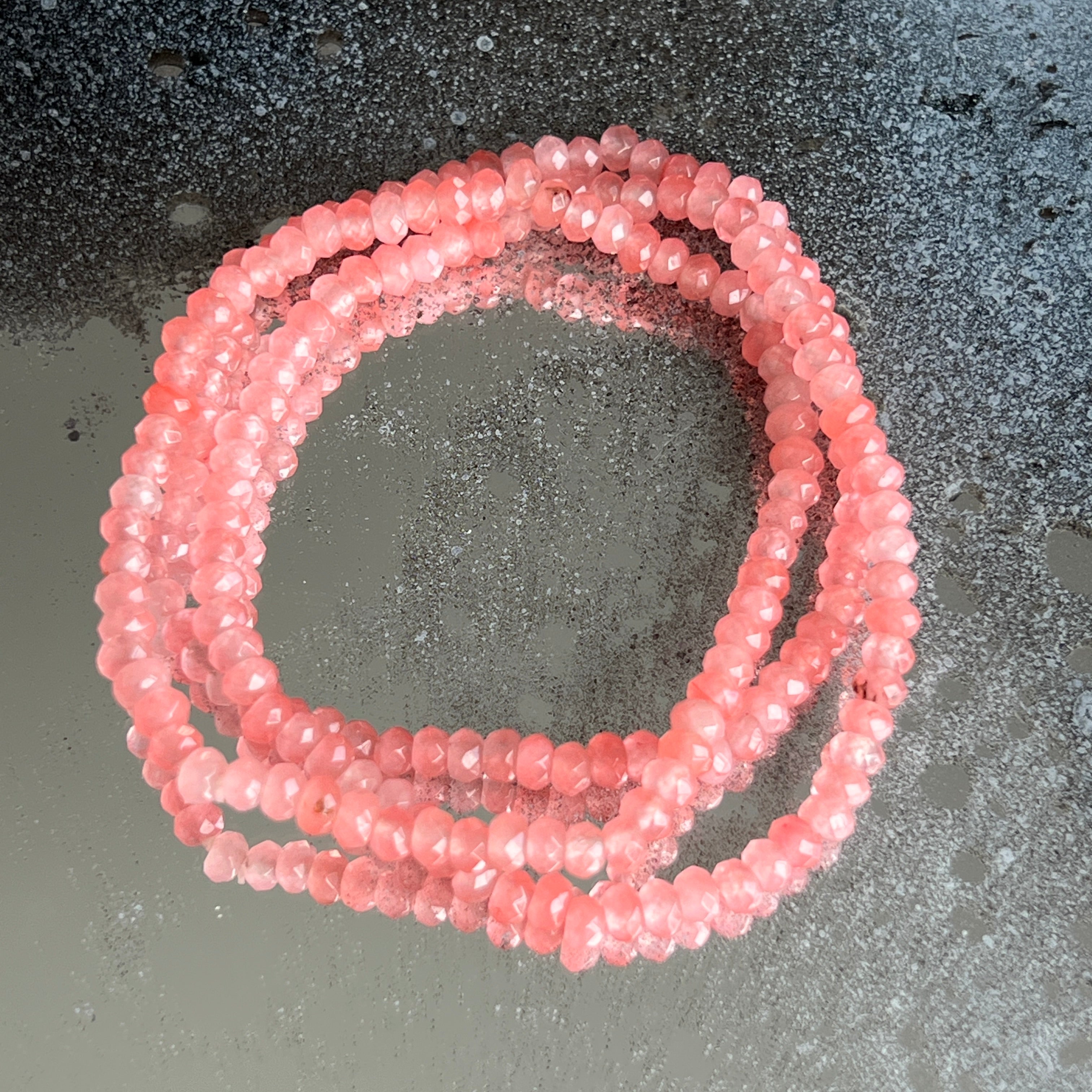 Bratara fatetata discuri agat roz 4 mm