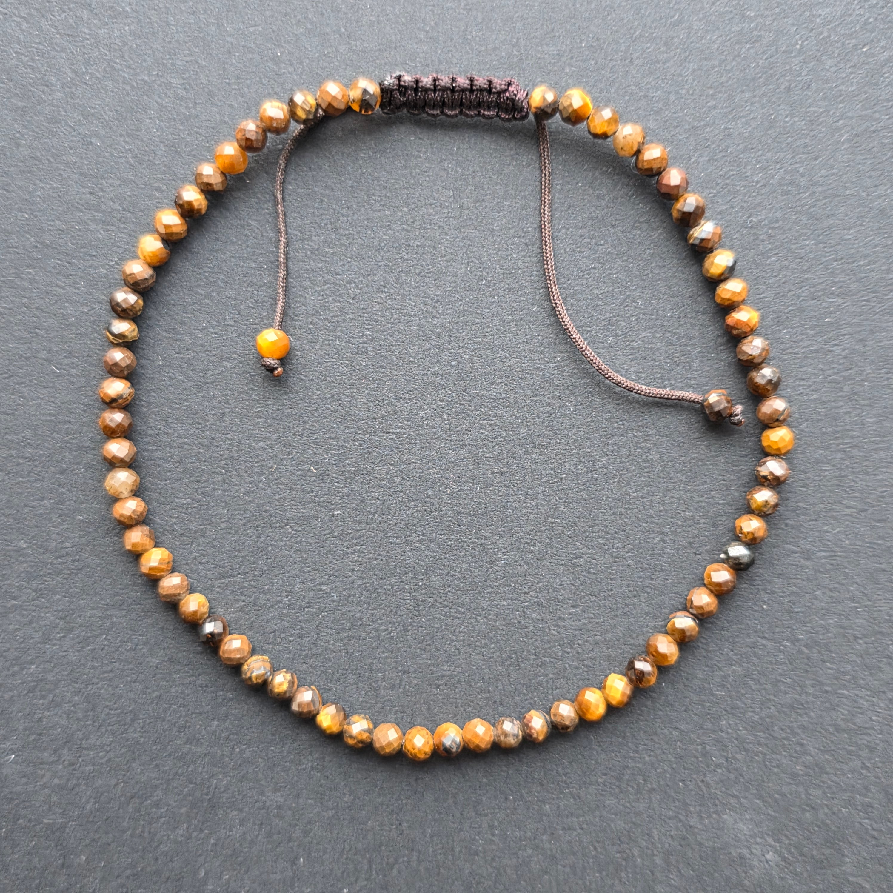 Bratara fatetata ochi de tigru 3 mm snur reglabil