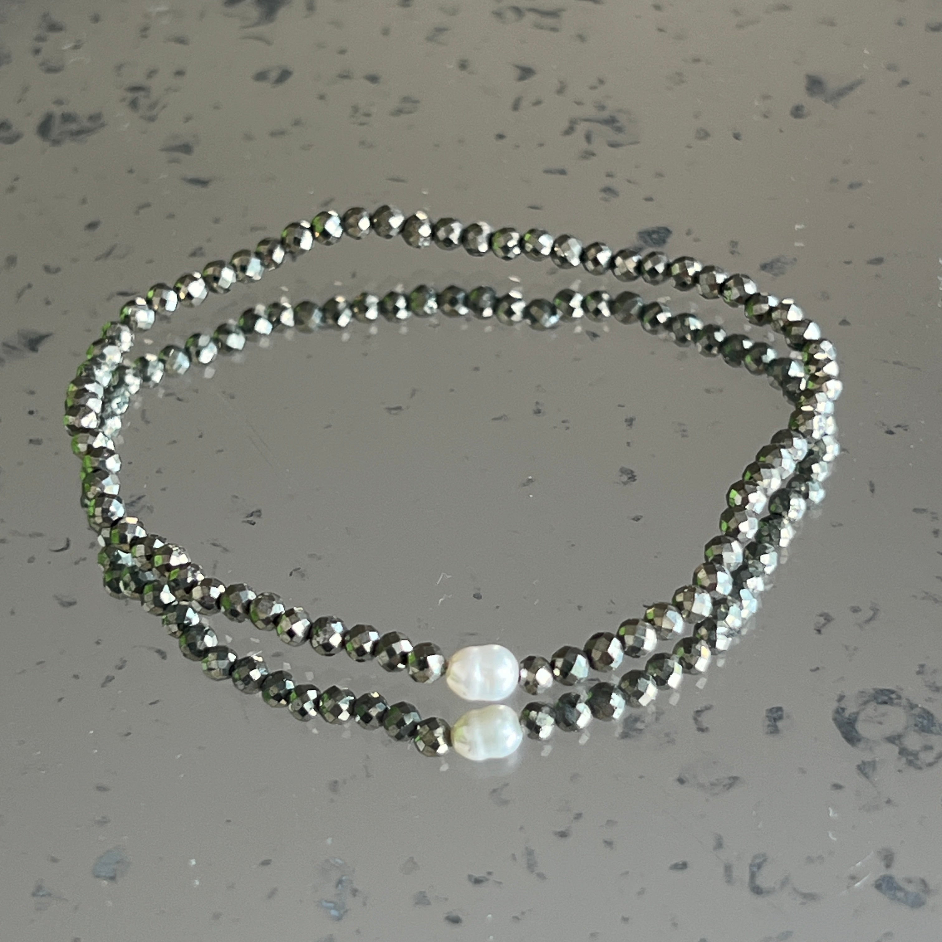 Bratara fatetata pirita 3 mm | Pearl
