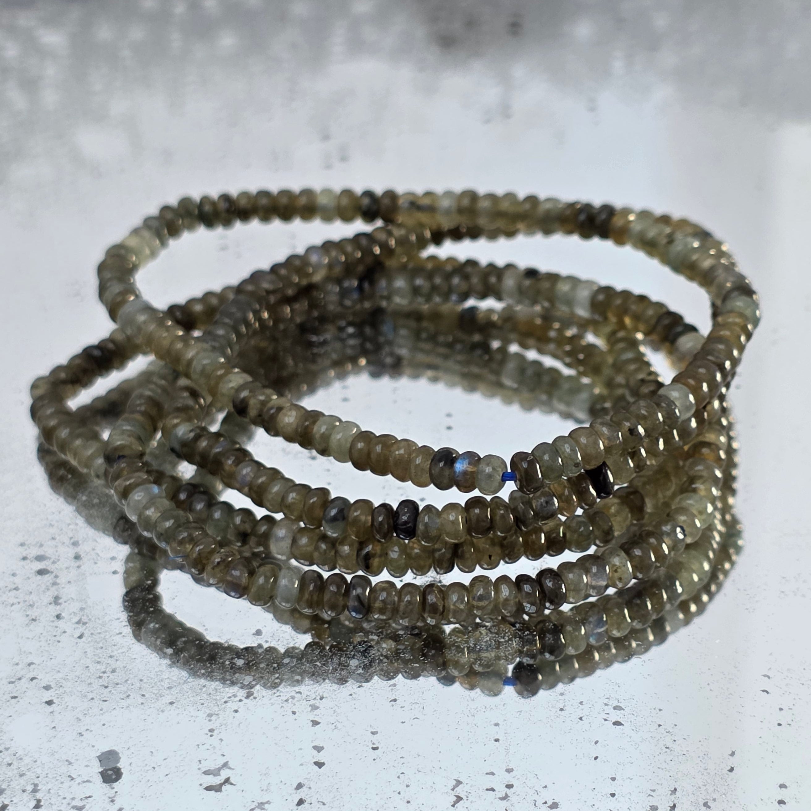 Bratara labradorit discuri 4 mm