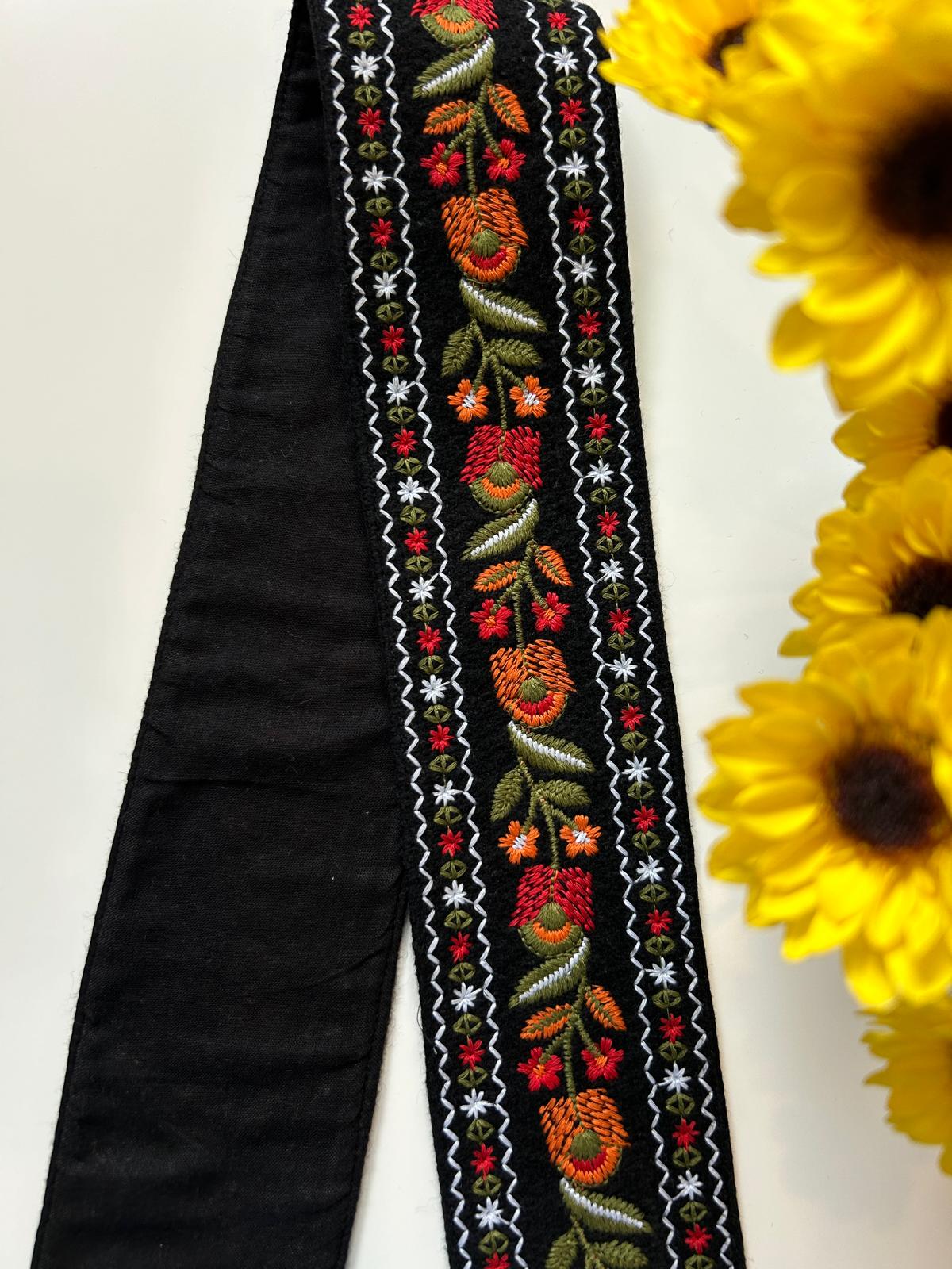 Brâu tradițional femei TM1441 - motive florale -