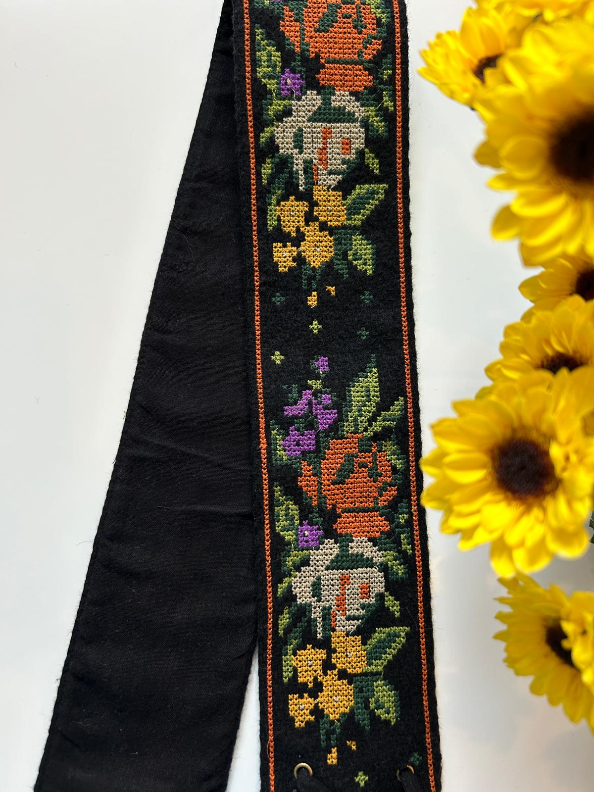 Brâu tradițional femei TM1442 *motive florale*