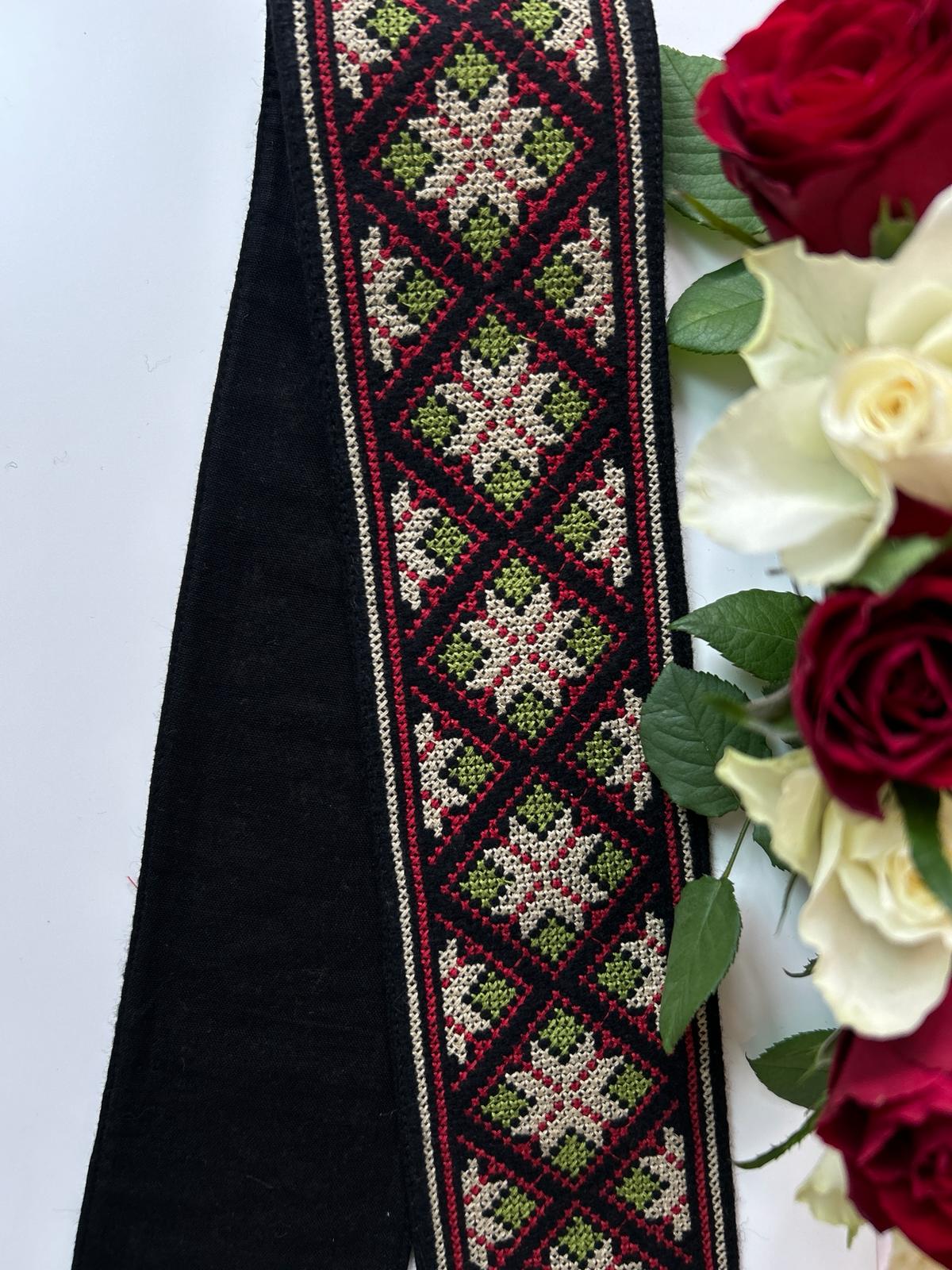 Brâu tradițional femei TM463 *figuri geometrice*