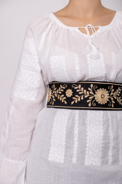 Brau traditional negru cu motiv floral auriu Eleonora