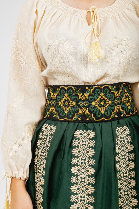 Brau traditional verde cu motiv floral galben Cecilia
