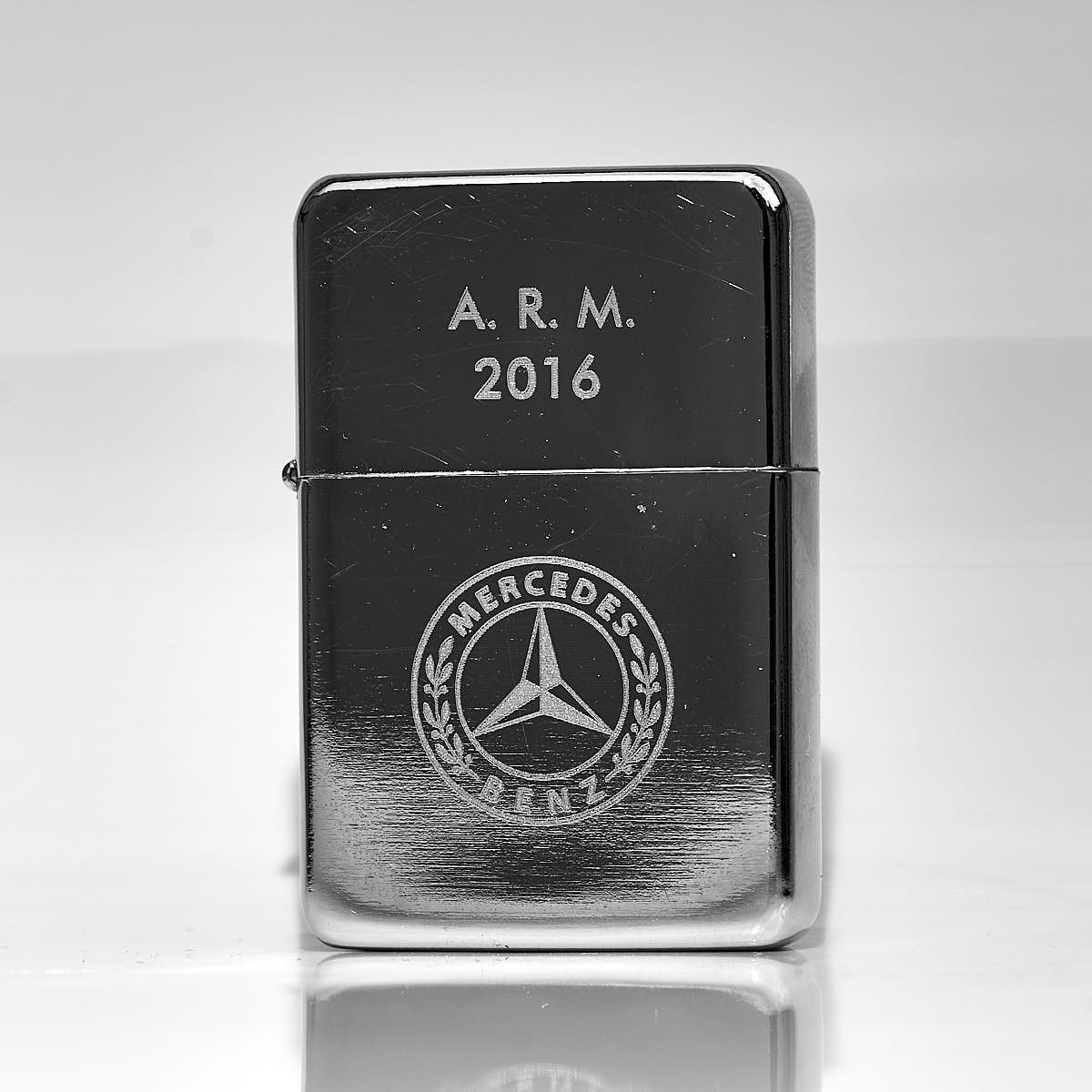 Bricheta Gravata cu logo sau simbol - Tip Zippo