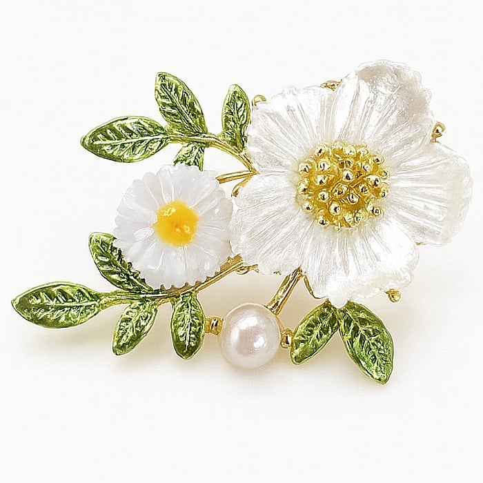Brosa White Bloom cu Perla Naturala