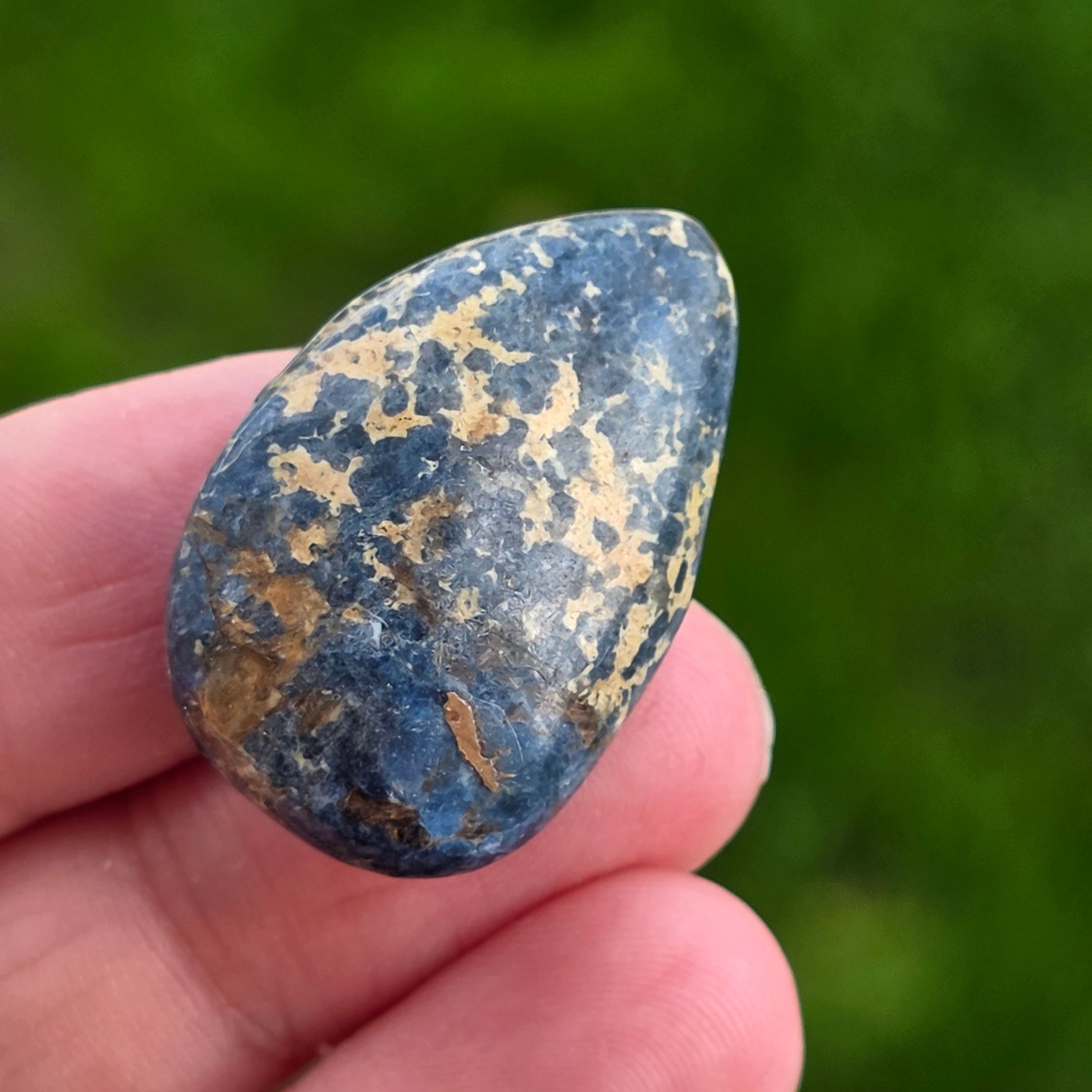 Cabochon dumortierit m8