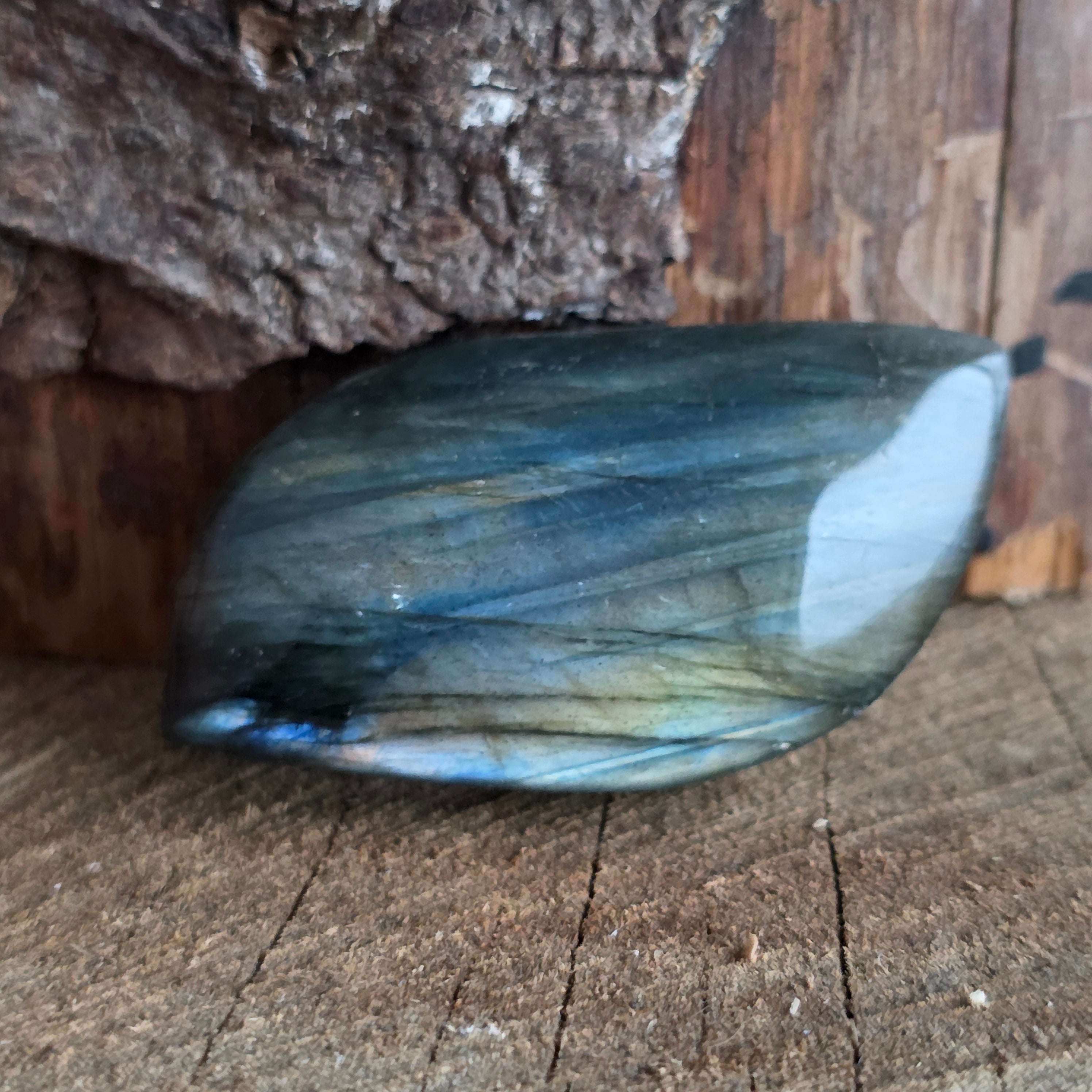 Cabochon labradorit rulat | Model 2