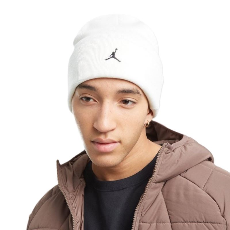 Caciula Nike U J PEAK BEANIE ESS - poza 1