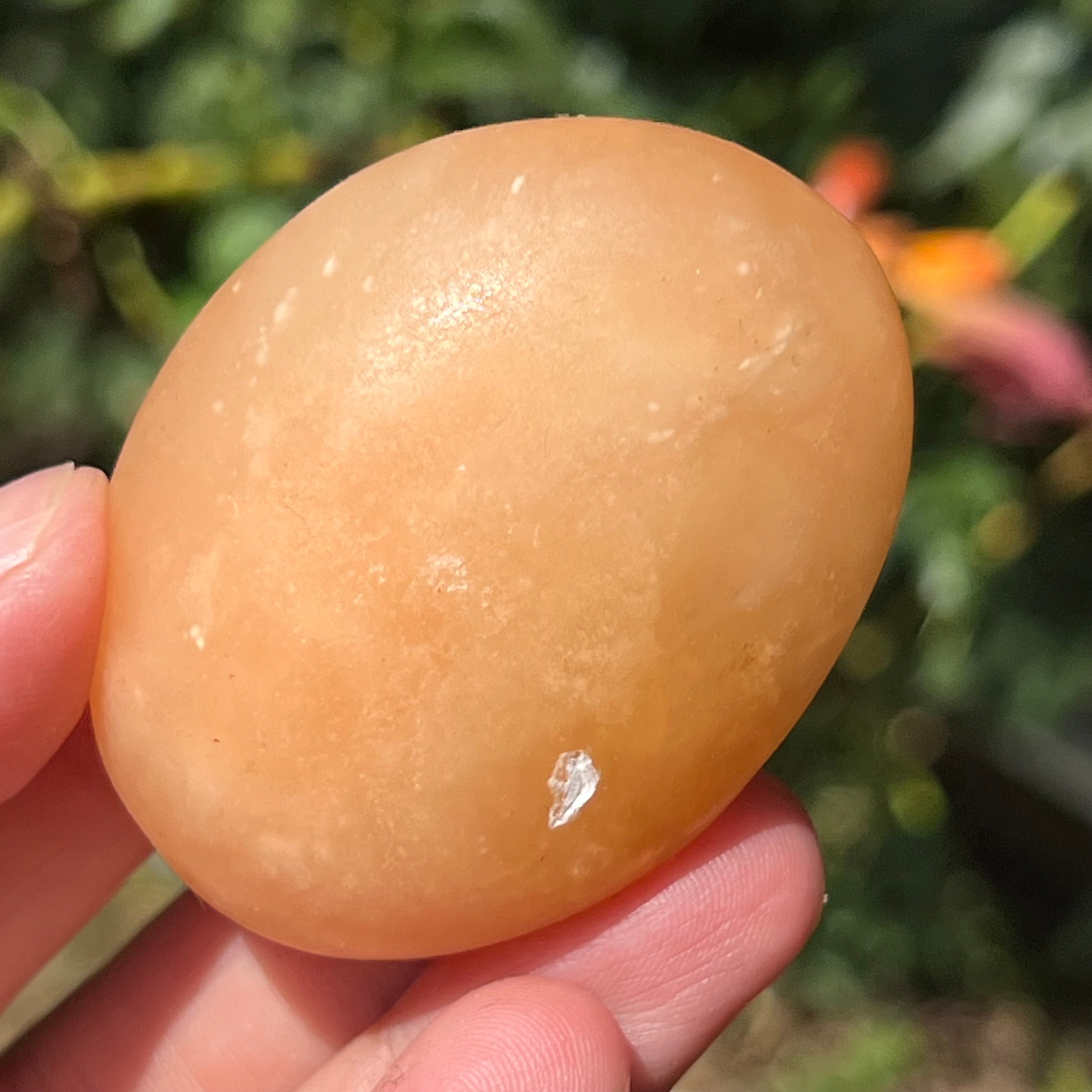 Calcit portocaliu palmstone model 8 (din Madagascar)