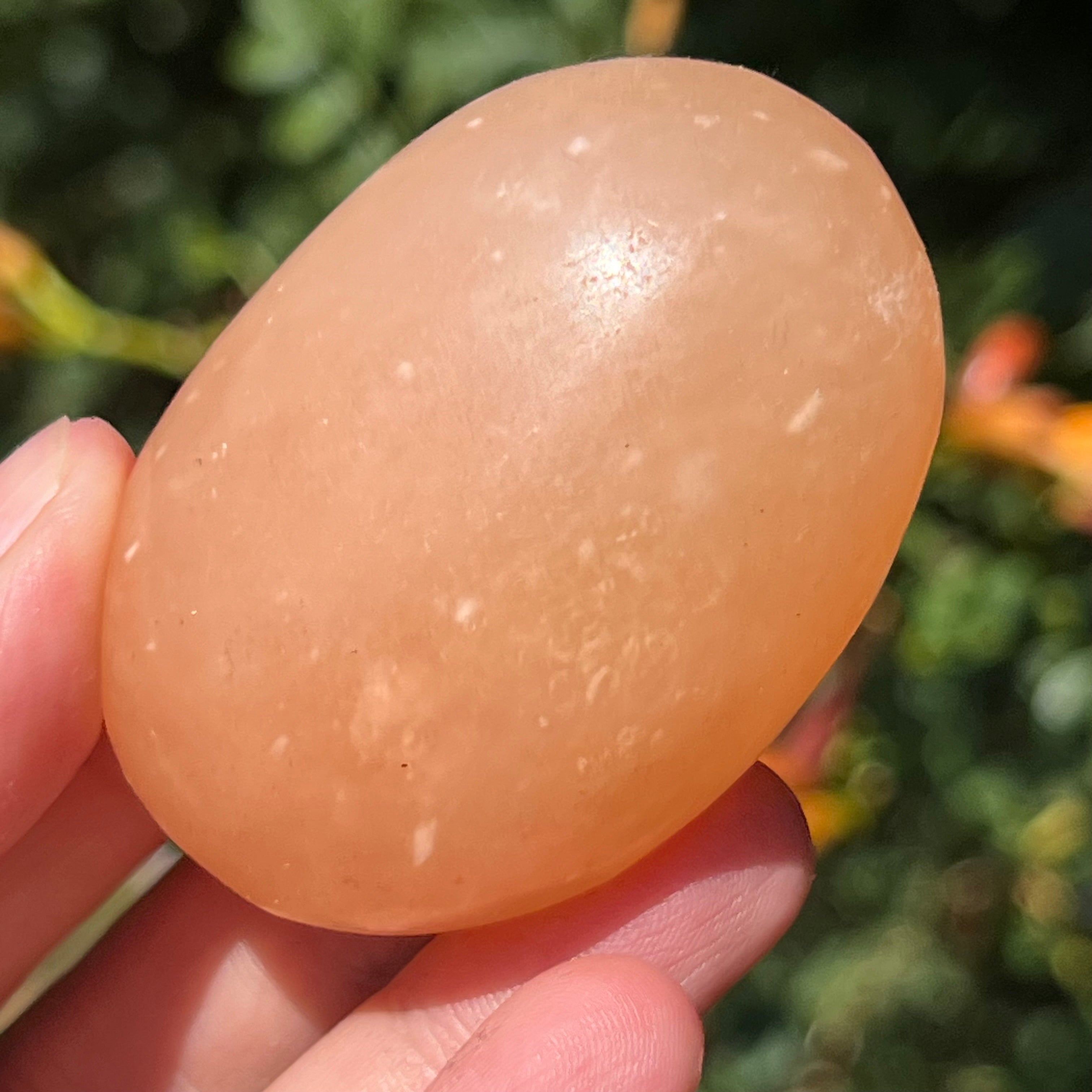 Calcit portocaliu palmstone model 9 (din Madagascar)