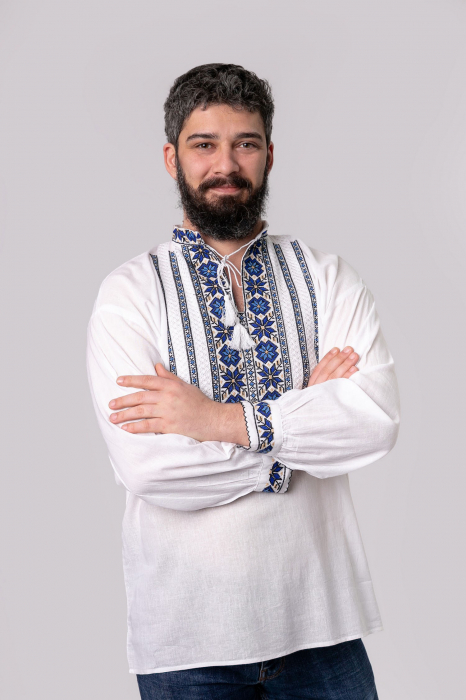 Camasa barbateasca traditionala alba cu motiv floral albastru Felix