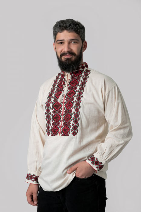 Camasa barbateasca traditionala crem cu motiv geometric rosu Calin 02