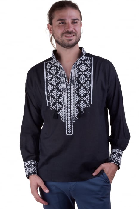 Camasa barbateasca traditionala neagra cu motiv geometric alb Tudor