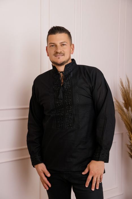 Camasa barbateasca traditionala neagra cu motiv geometric negru Teodor 02