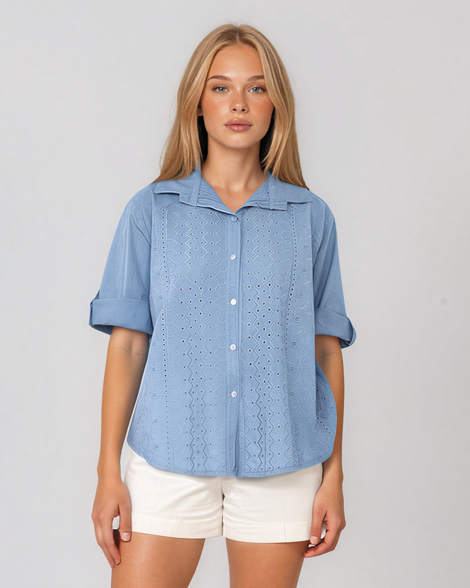 Cămașă cu broderie în partea din față albastru-jeans - Unica S-L